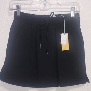 Kona Sol Black Mini Skirt